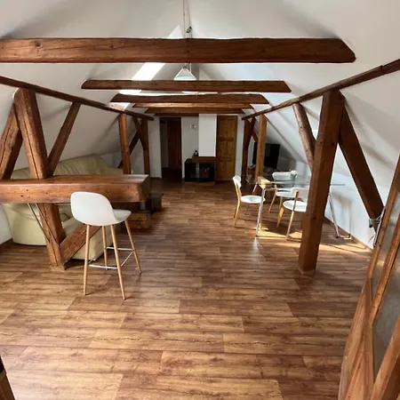 Casa vacanze V Podkrkonosi- Oto, Prade