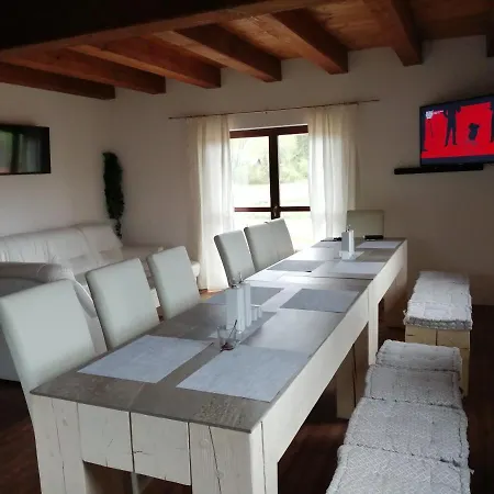 Casa vacanze V Podkrkonosi- Oto, Prade